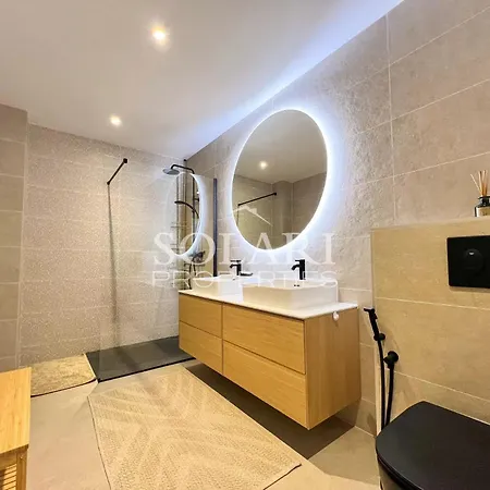 With Jacuzzi And Sea View Apartment *