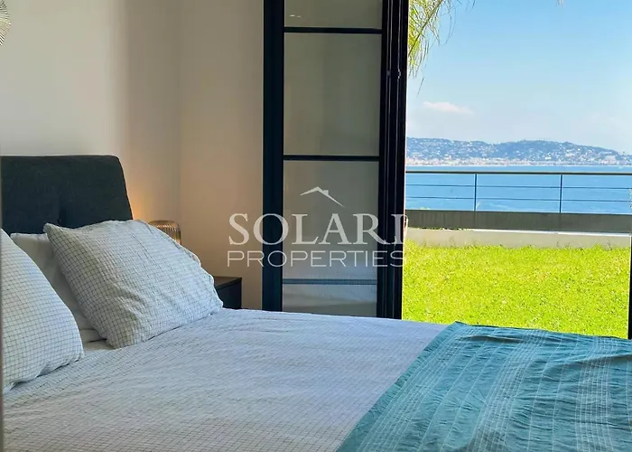 Appartement With Jacuzzi And Sea View Théoule-sur-Mer